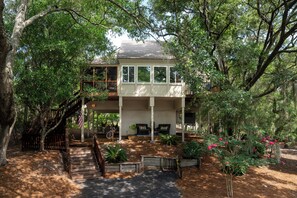 1412 Dune Loft Villa is a 3 bedroom 2.5 bath property