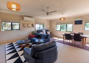 Open Plan Lounge & Dining Room