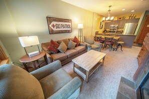 Spacious living and dining area