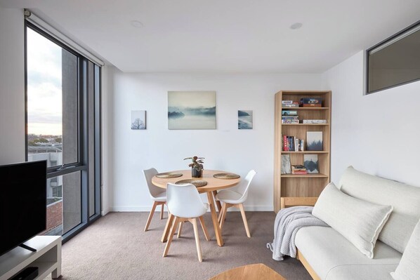 Romanticise dinner at this well-presented three-seater dining table.


