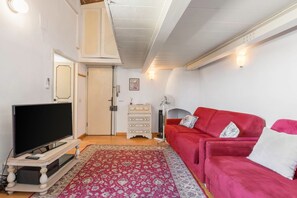 Autumn, Living Room, Spring, Summer
