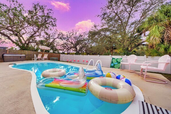 Pool