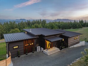 Modern mountain architecture