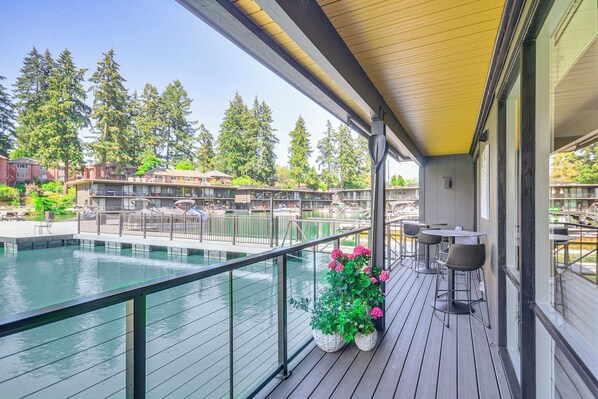 Lake Oswego Vacation Rental | 3BR | 1.5BA | 1,000 Sq Ft | Small Step for Entry