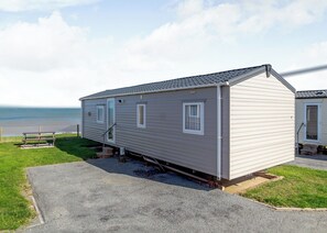 Castaways Oyster 8 Sea View (Pet) - Castaways Holiday Park, Bacton-on-Sea