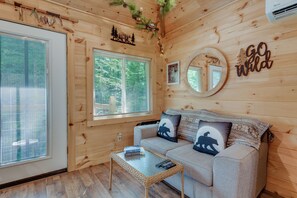Studio | Free WiFi | DVD Player | Mini Split A/C & Heating Units