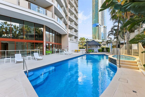 Communal Outdoor Pool