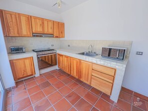 MIcrowave, toaster  & cooking basics provided