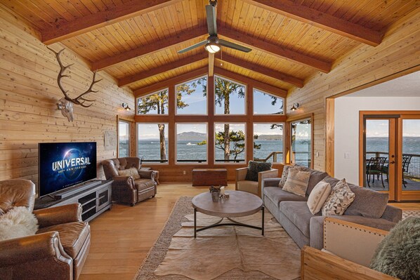 Main living area with tv and views