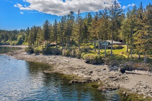 Limestone Lodge on San Juan Island