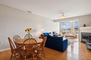 ,Dining Area,