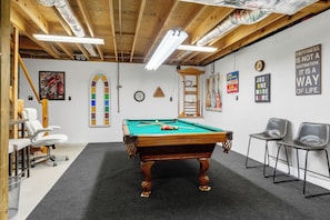 Willow Creek Cabin - Basement Gameroom