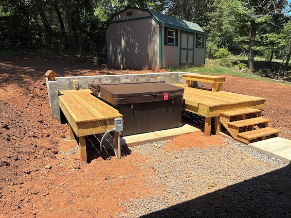 Hot Tub added 7/25 for guests enjoyment!