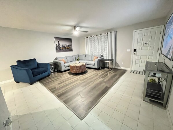 Large TV and seatings 