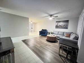 Connecting to dining and kitchen