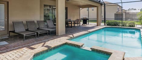 Private Outdoor Pool Area with Jacuzzi, Sun Loungers and Covered Patio