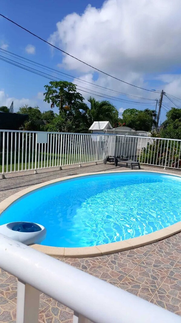 Vue sur piscine