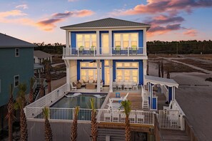 From sunrise to sundown- Blue Oasis is a must see
