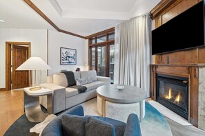 AspenMtnResidences-03B-3523