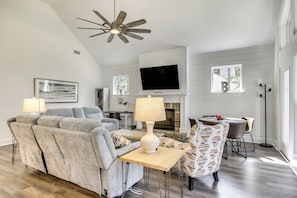 Living Room | Smart TV w/ Cable | 1st Floor