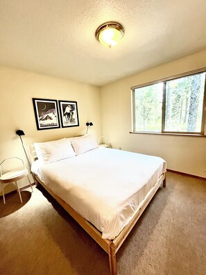 Queen Size Bedroom