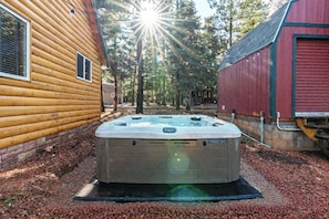 Bain à remous extérieur