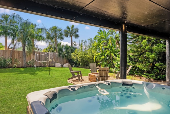Bain à remous extérieur