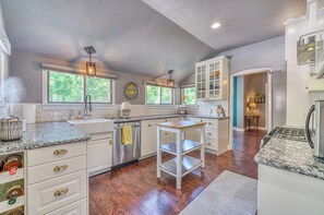 Kitchen | Cooking Basics | Complimentary Spices