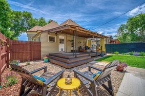 House Exterior | Furnished Deck | Gas Fire Pit | Gas Grill