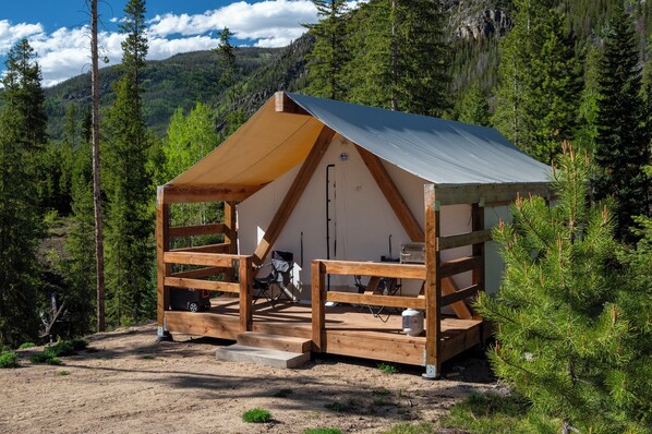Glamping20Tents2011.1