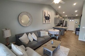 living to kitchen room