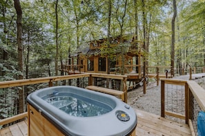 Bain à remous extérieur