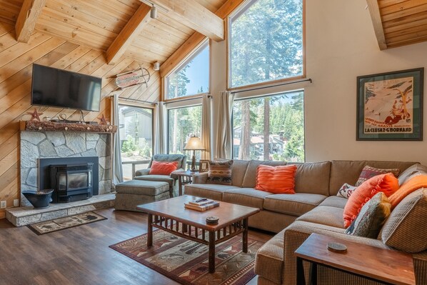 Living Room, Pellet Stove, Flatscreen TV