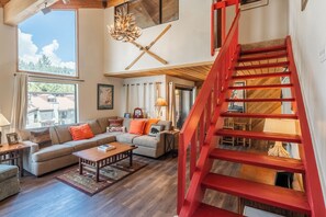 Living Room, Pellet Stove, Flatscreen TV