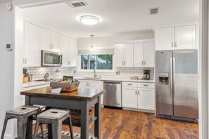 Fully equipped kitchen for your culinary exploits