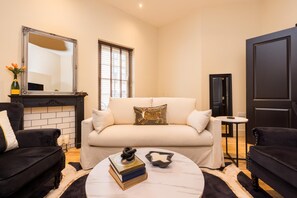 London Muse 1 Bedroom Apartment in Belgravia (5650)