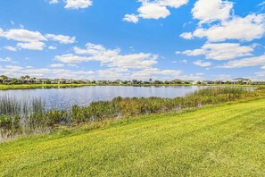 Sparkling Lake views