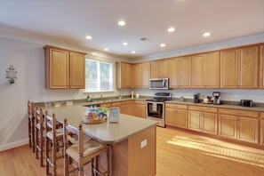 Kitchen (1)