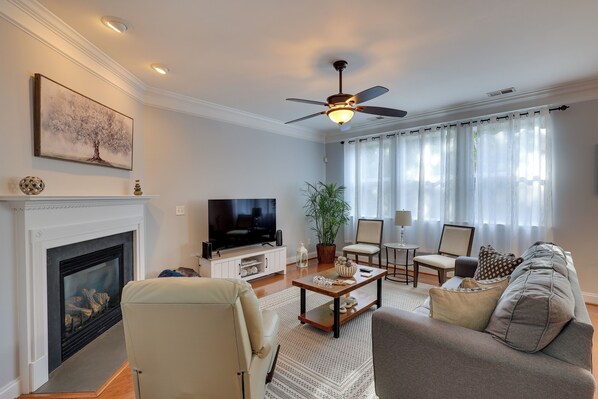 Living Room (1)