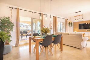 Living and dining room