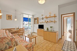 Living and dining room