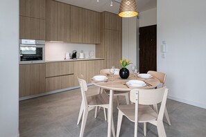 kitchen dining table