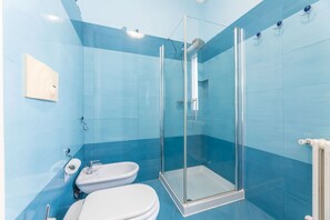 Autumn, Bathroom, Spring, Summer
