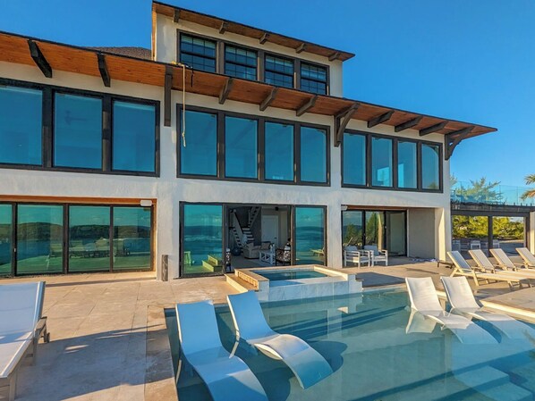 Marina Beach Villa - Exuma Exclusives (1)