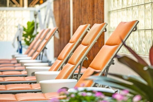 Outdoor Lounge