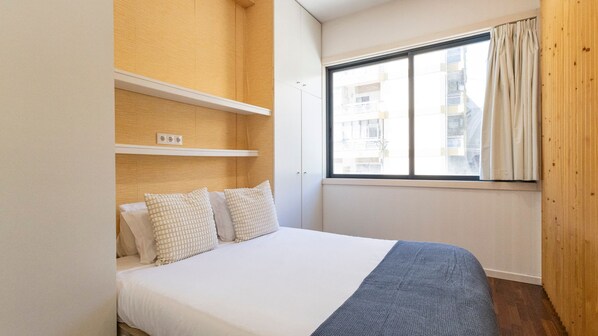 Start your day surrounded by natural light in our bright and airy bedroom. This is the ideal space to kickstart your mornings with a positive vibe #relax #airbnb