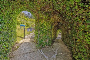 Building Exterior, Garden