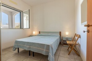 Autumn, Bedroom, Spring, Summer