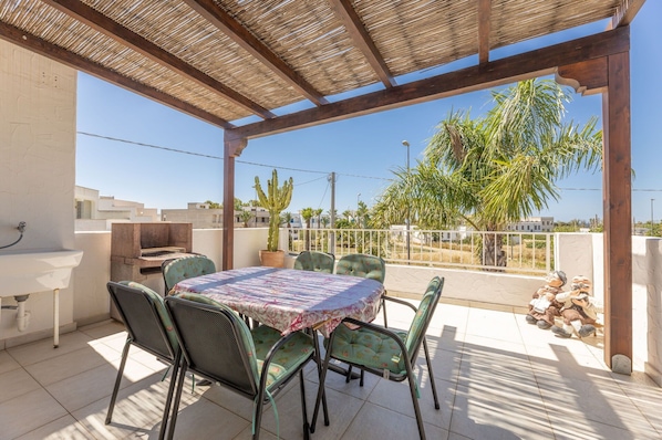 Autumn, Balcony / Terrace / Patio, Spring, Summer