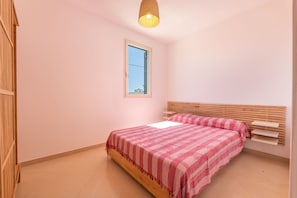Autumn, Bedroom, Spring, Summer